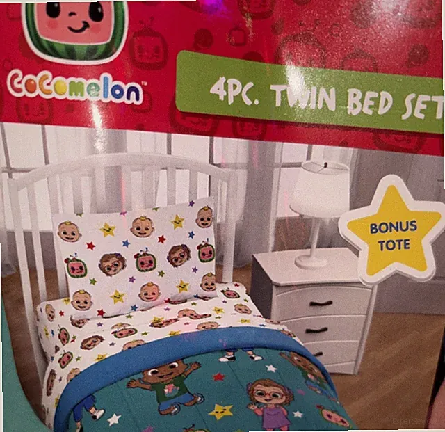 Cocomelon Twin 4 Pc Bedding Comforter Sheets Pillowcase & Bonus Tote NEW