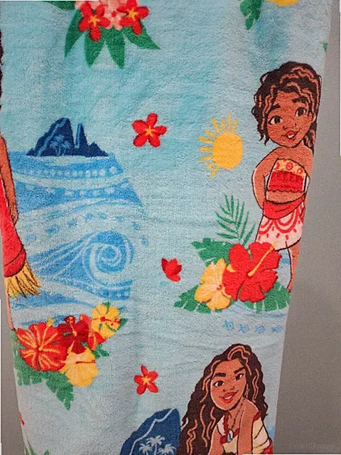 DISNEY MOANA PLUSH THROW NWT 50IN X 70 IN JAY FRANCO 100% POLYESTER MADE CHINA