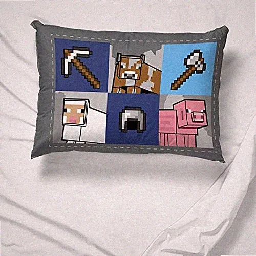 Jay Franco Bedding Features Creeper, Zombie, & Skeleton