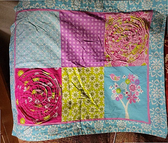 Jay FRANCO JOYful BLOOMs STANDARD PILLOW SHAM PATCHWORK APPLIED ROSETTES