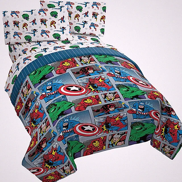Jay Franco Marvel Avengers Fighting Team 4 Piece Twin Bed Set - Includes