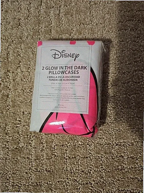 Jay Franco Minnie Glow In The Dark Pillow Cases