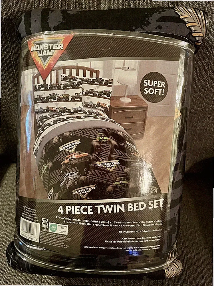Jay Franco Monster Jam Tracks 4 Piece Twin Bedding Set ~ Comforter & Sheets