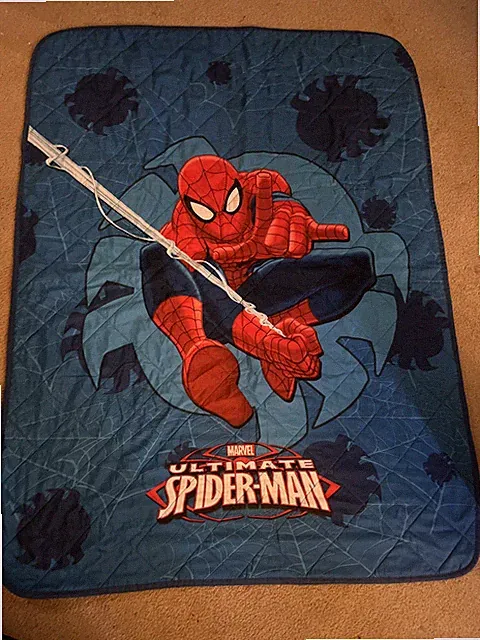 Marvel Ultimate Spider-Man Toddler Quilt Jay Franco & Sons. Fantastic Condition